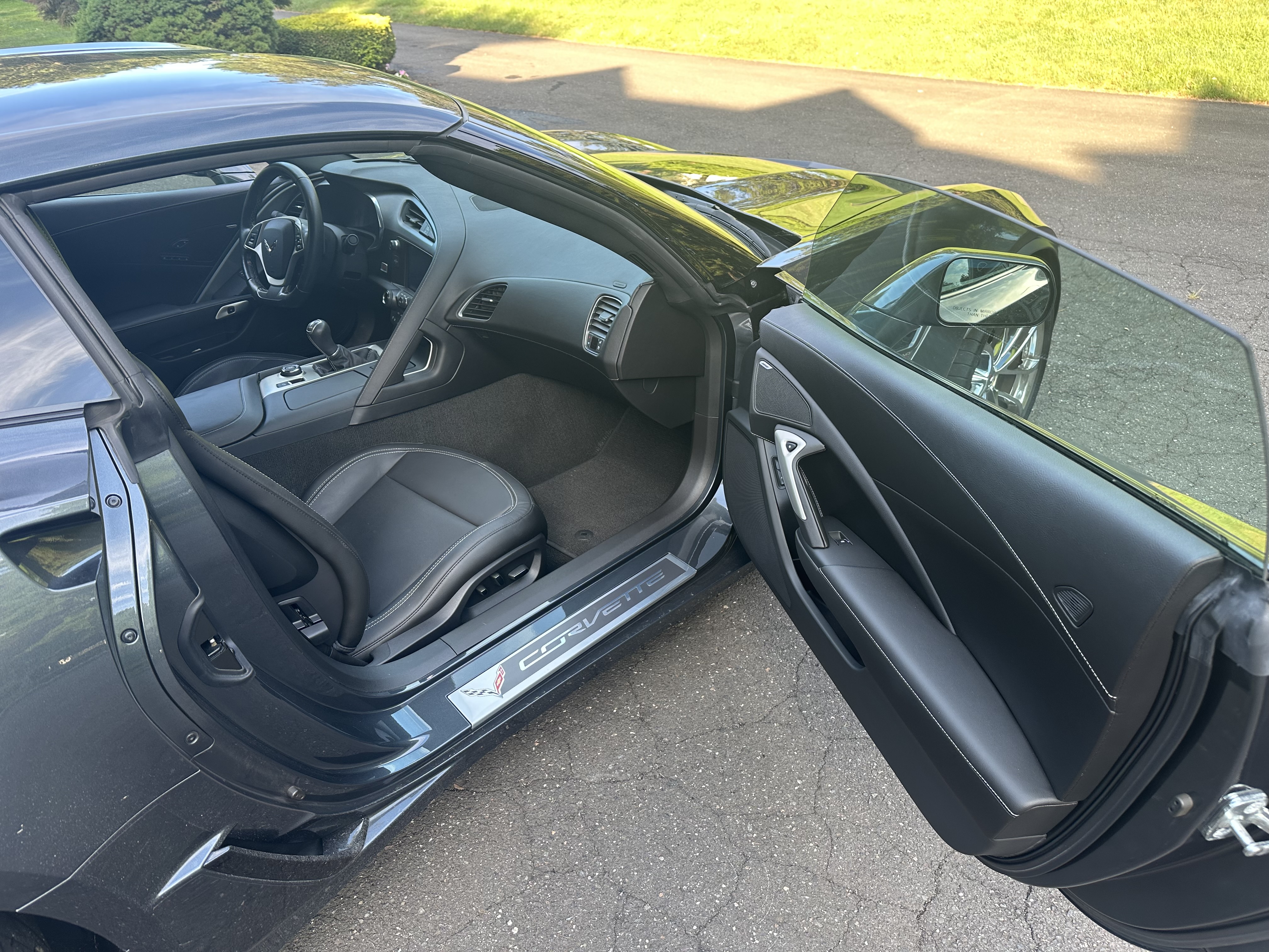 Used 2017 Chevrolet Corvette Grand Sport RWD image 4