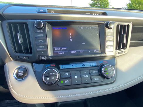 Used 2017 Toyota RAV4 Limited w/ Advanced Technology Package AWD/4WD image 15