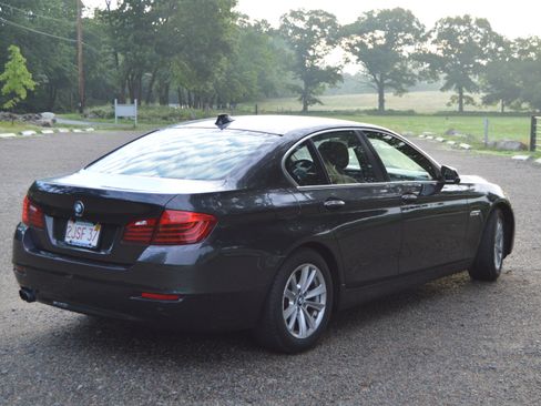 Used 2016 BMW 528i xDrive Sedan AWD/4WD image 6