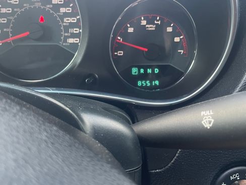 Used 2014 Dodge Avenger SXT w/ Rallye Appearance Group image 9