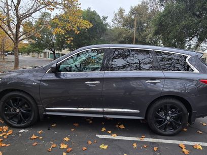 Used 2014 INFINITI QX60 FWD w/ Premium Plus Package