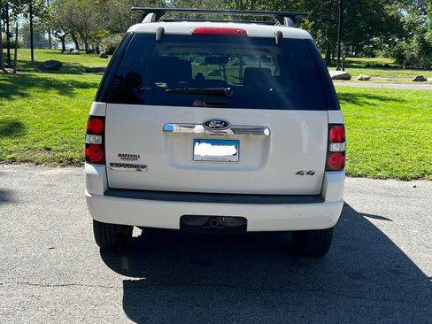 Used 2008 Ford Explorer XLT AWD/4WD image 4
