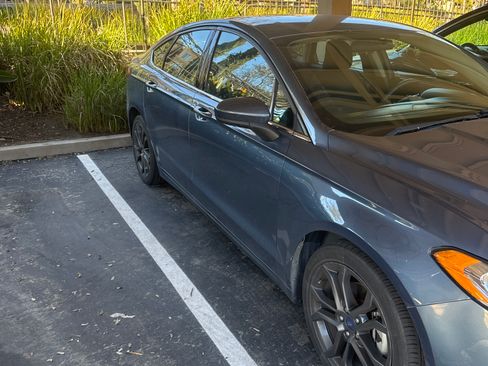 Used 2018 Ford Fusion S w/ Equipment Group 101A image 5