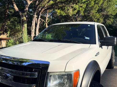 Used 2013 Ford F150 XLT AWD/4WD image 1