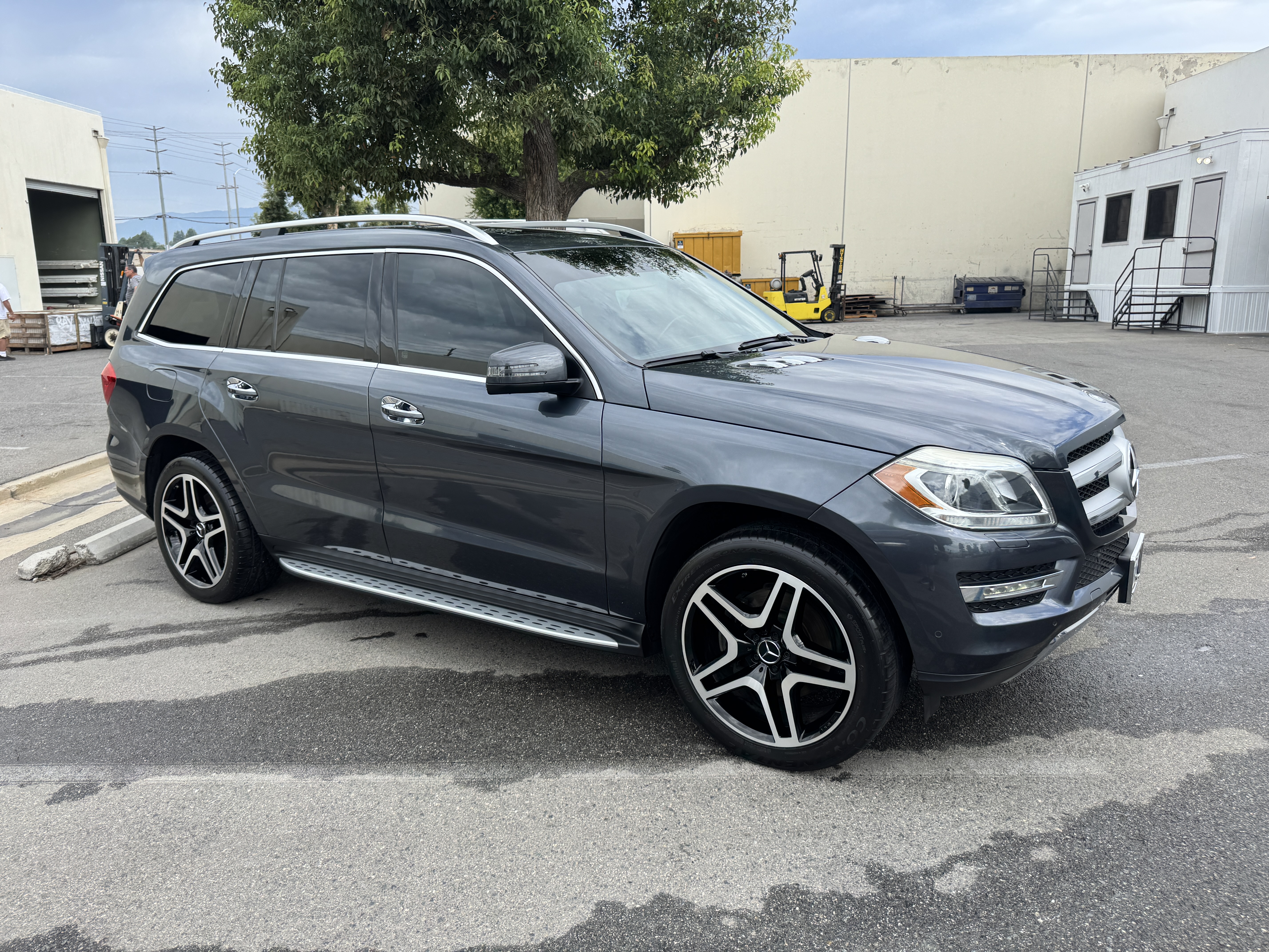 Used 2016 Mercedes-Benz GL 450 4MATIC image 1