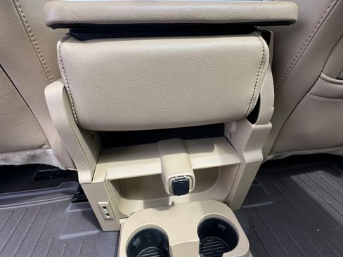 Used 2020 Ford F150 Lariat w/ Equipment Group 501A Mid image 25