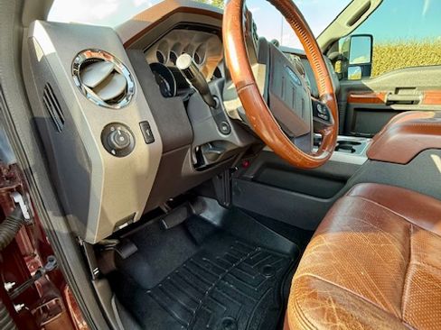 Used 2012 Ford F250 King Ranch w/ King Ranch w/Chrome Pkg AWD/4WD image 18
