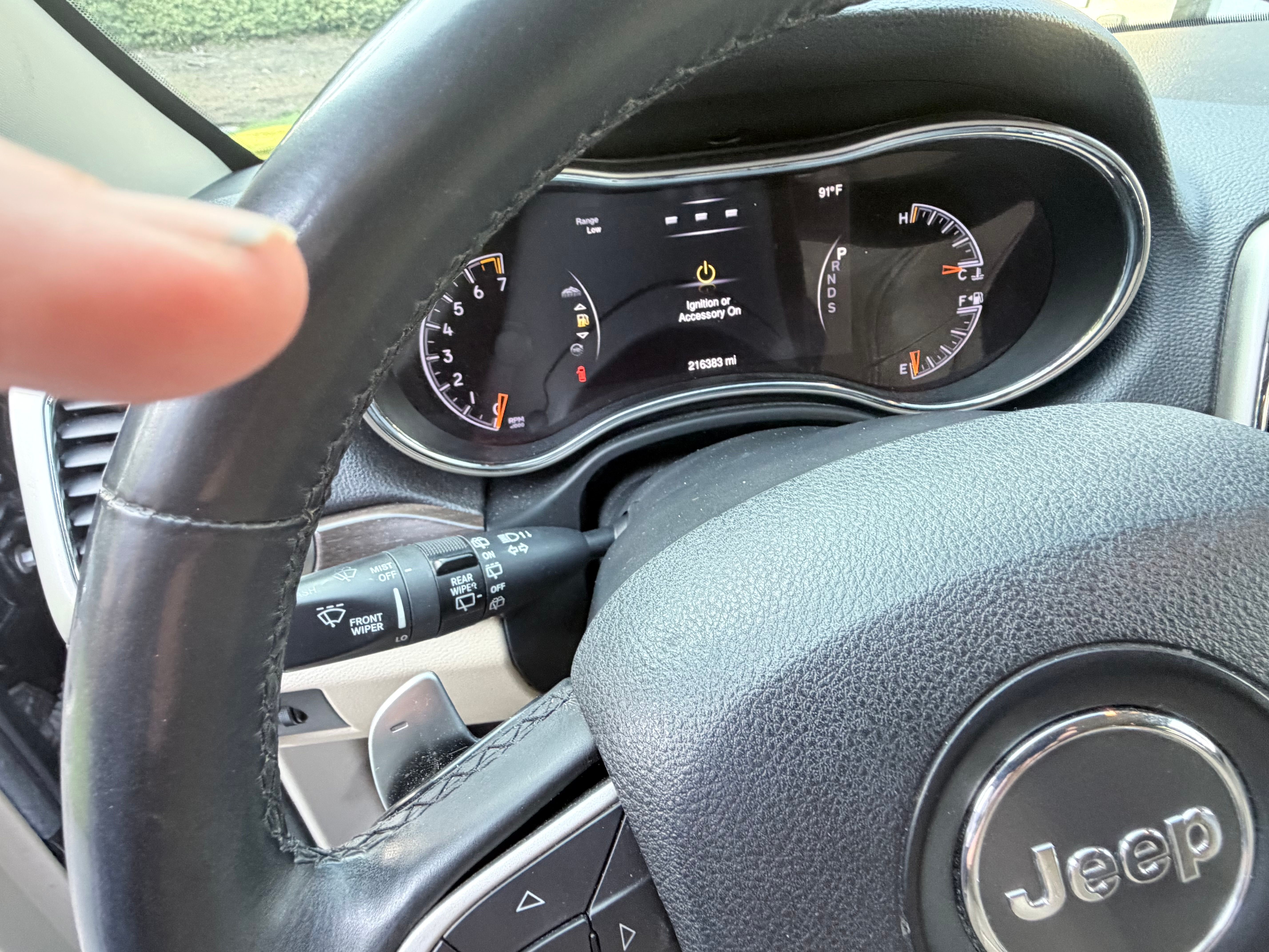 Used 2014 Jeep Grand Cherokee Limited AWD/4WD image 9