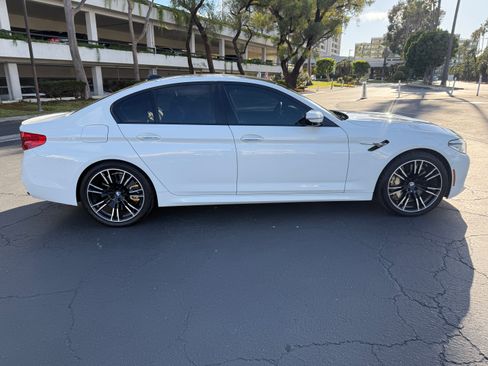 Used 2018 BMW M5 AWD/4WD image 10