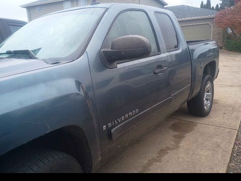 Used 2008 Chevrolet Silverado 1500 LT w/ Power Pack Plus image 8