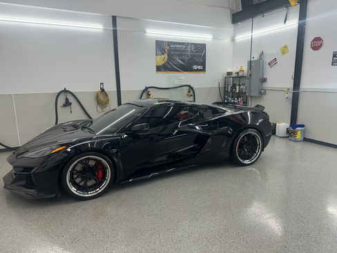 Used 2024 Chevrolet Corvette Z06 w/ Battery Protection Package RWD image 2