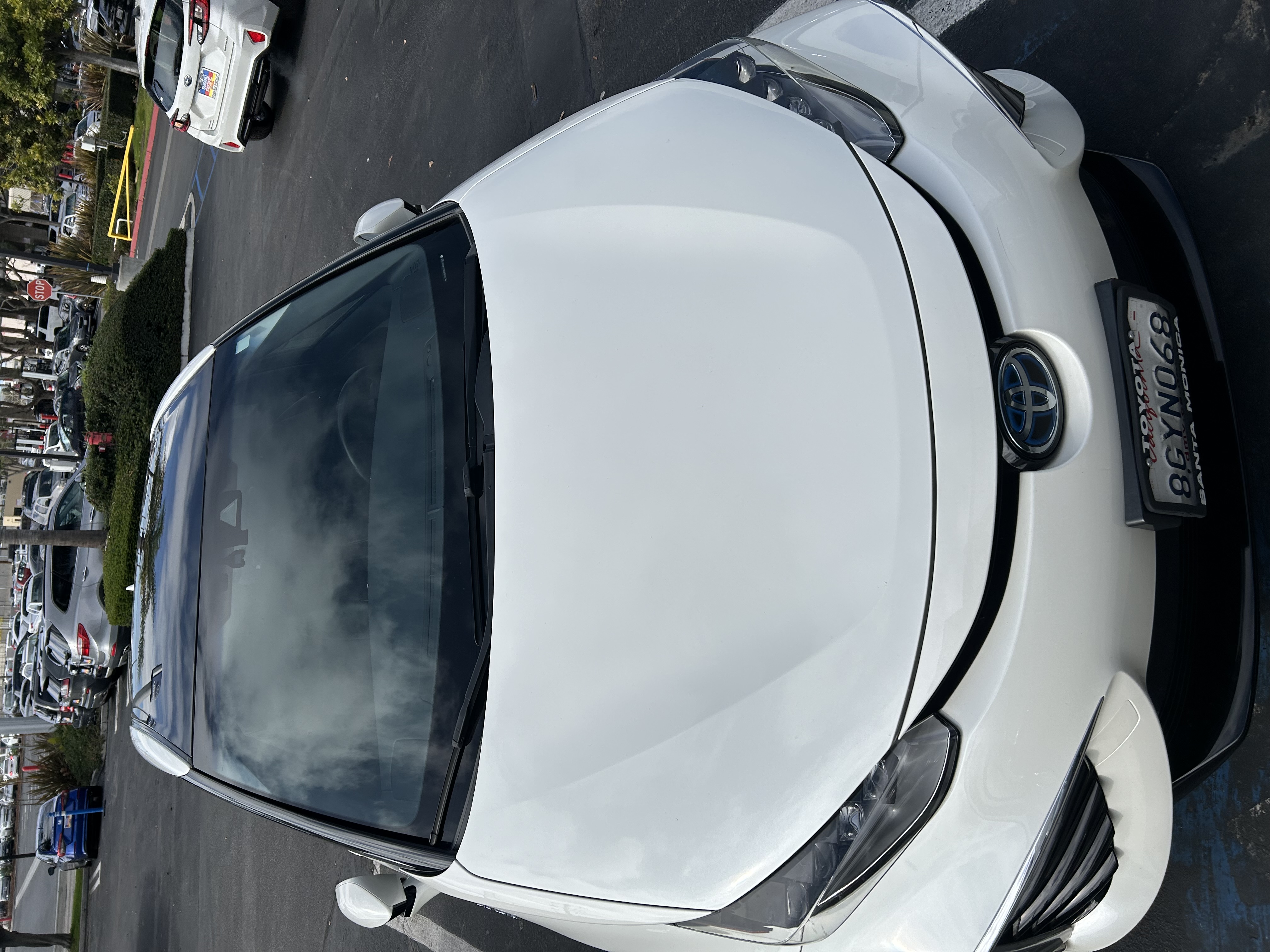Used 2018 Toyota Mirai FWD image 2