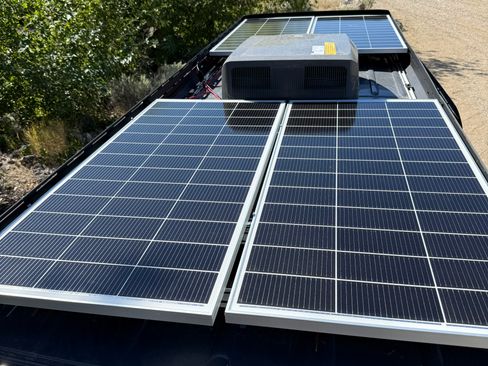 Used 2024 Mercedes-Benz Sprinter 2500 image 27