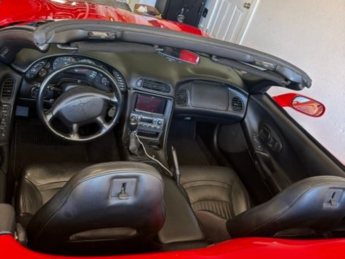 Used 1999 Chevrolet Corvette Convertible w/ Memory Pkg RWD image 6