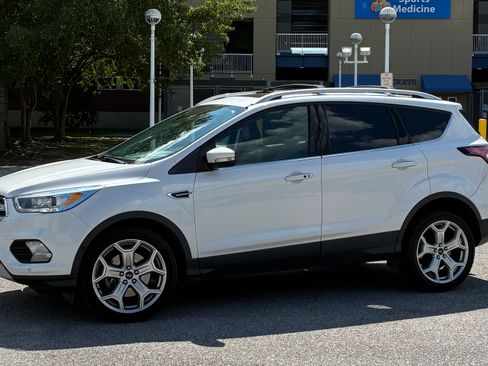 Used 2018 Ford Escape Titanium w/ Ford Safe & Smart Package AWD/4WD image 2