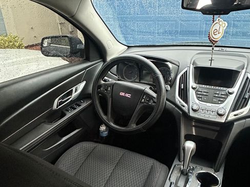 Used 2013 GMC Terrain SLE FWD image 9