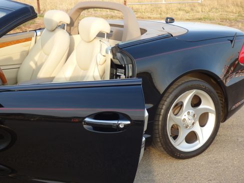 Used 2005 Mercedes-Benz SL 500 SL 500 Roadster 2D image 13