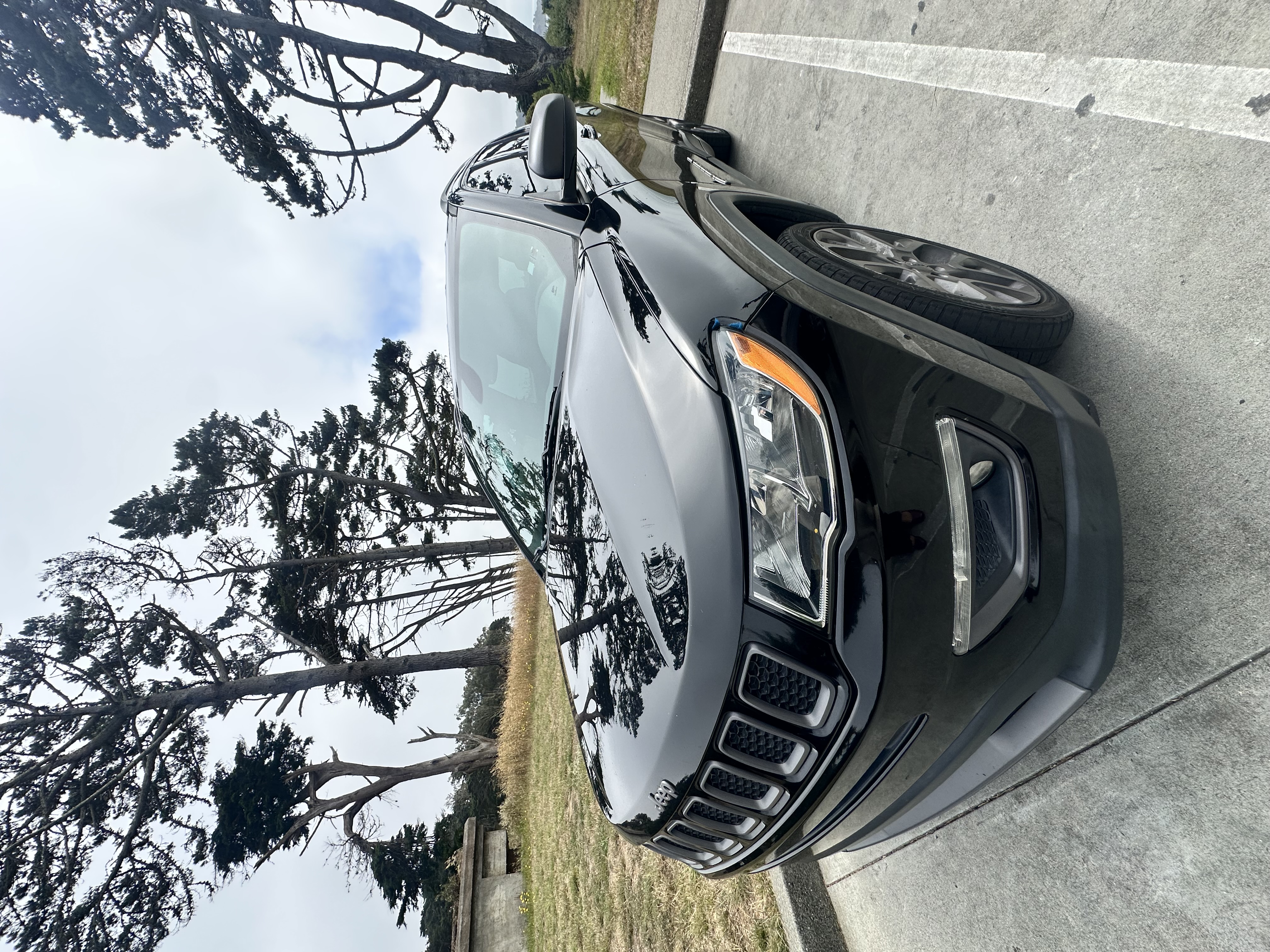 Used 2021 Jeep Compass Latitude FWD image 8