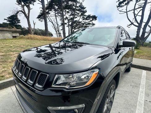 Used 2021 Jeep Compass Latitude FWD image 8