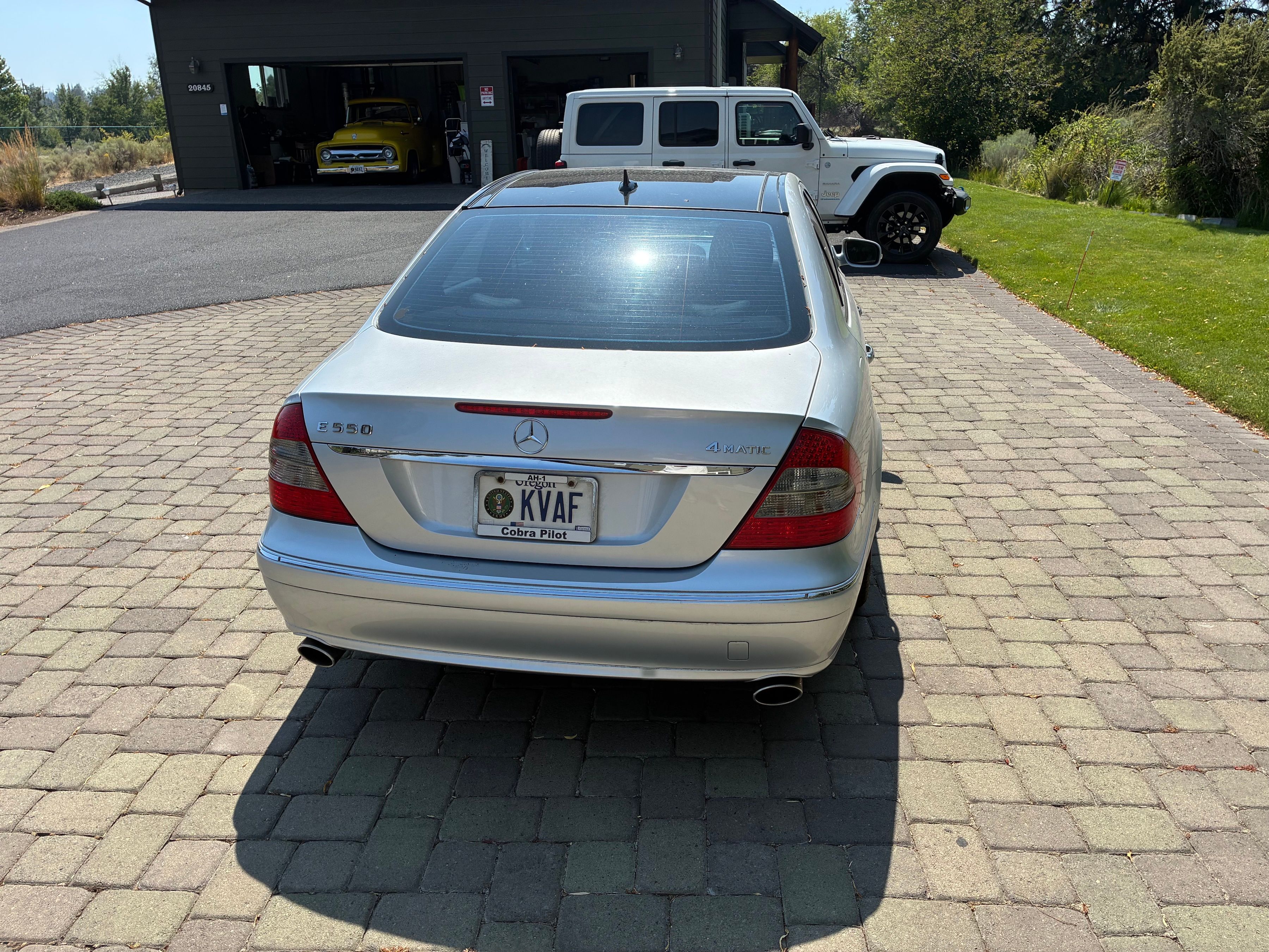 Used 2007 Mercedes-Benz E 550 4MATIC Sedan image 5