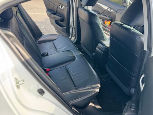 Used 2015 Honda Civic EX-L image 10