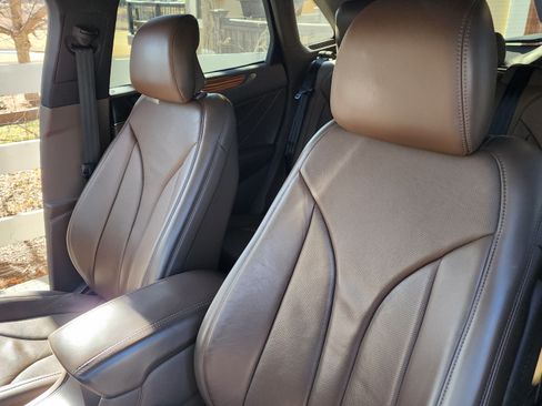 Used 2015 Lincoln MKC FWD w/ Equipment Group 102A Reserve image 13