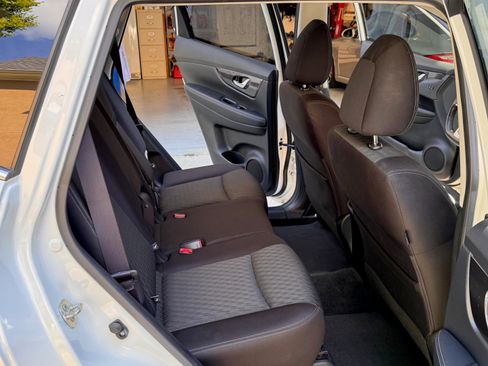 Used 2019 Nissan Rogue SV w/ Premium Package FWD image 14