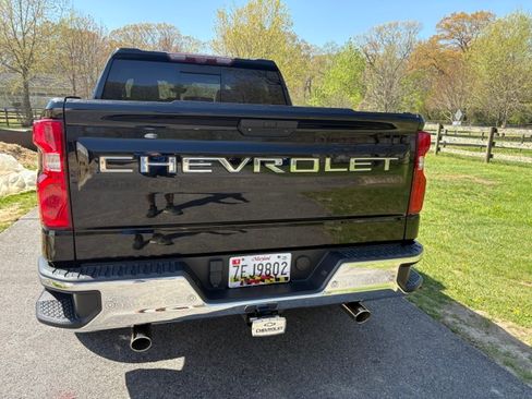 Used 2020 Chevrolet Silverado 1500 LTZ w/ LTZ Plus Package image 14