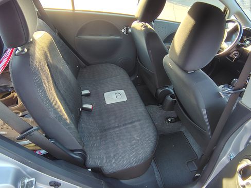 Used 2014 Mitsubishi i ES image 19