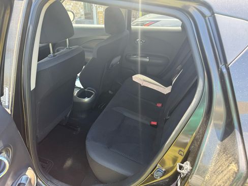 Used 2012 Nissan Juke SV AWD/4WD image 8