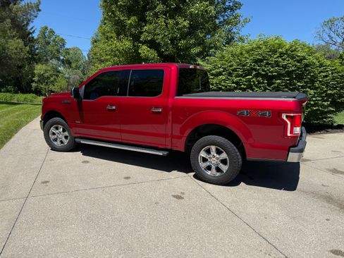 Used 2015 Ford F150 XLT w/ Equipment Group 302A Luxury AWD/4WD image 5