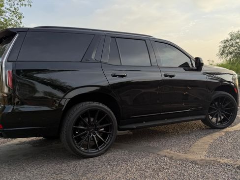 Used 2021 Cadillac Escalade Sport Platinum image 5