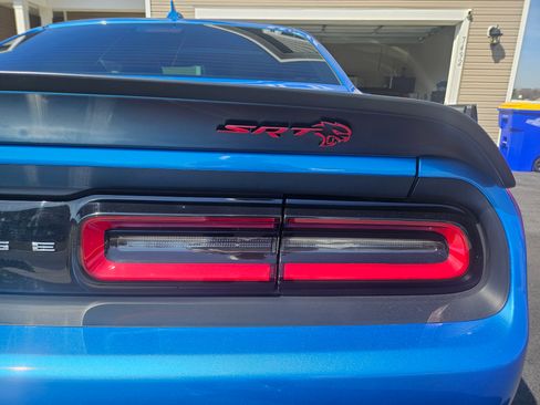 Used 2023 Dodge Challenger SRT Hellcat image 9