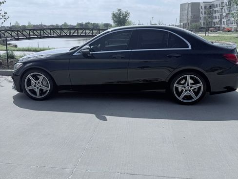 Used 2015 Mercedes-Benz C 300 Sedan image 4