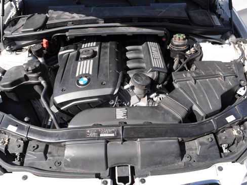 Used 2011 BMW 328i 328i Sedan 4D image 14