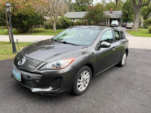Used 2013 MAZDA MAZDA3 i Touring FWD image 1