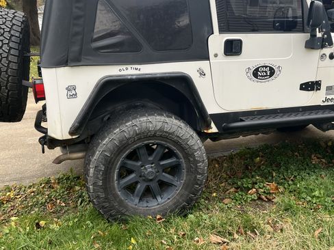 Used 2005 Jeep Wrangler SE image 5