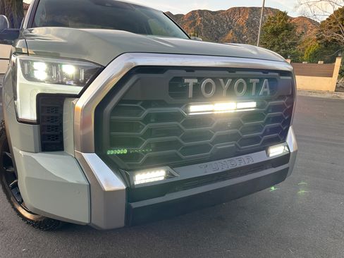 Used 2022 Toyota Tundra Limited w/ TRD Off-Road Package image 10