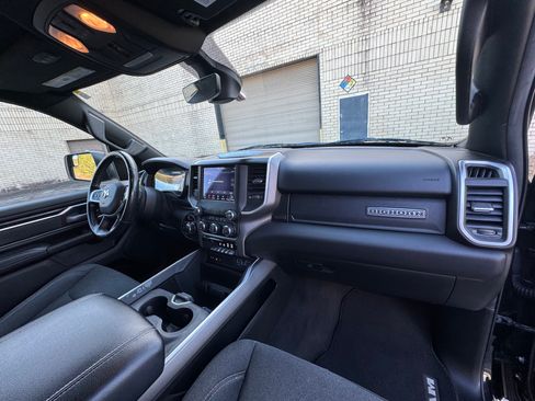 Used 2019 RAM 1500 Big Horn image 31