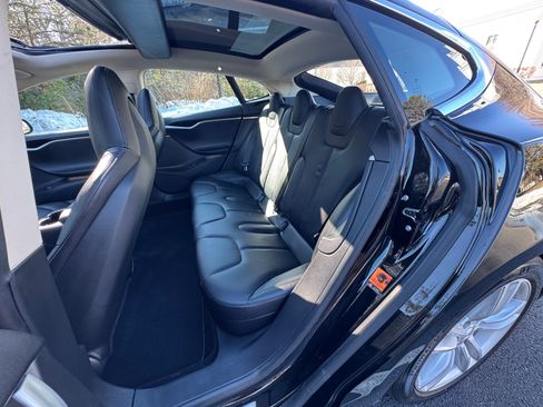 Used 2014 Tesla Model S image 22