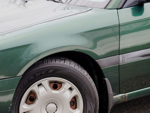 Used 2000 Subaru Legacy L image 29