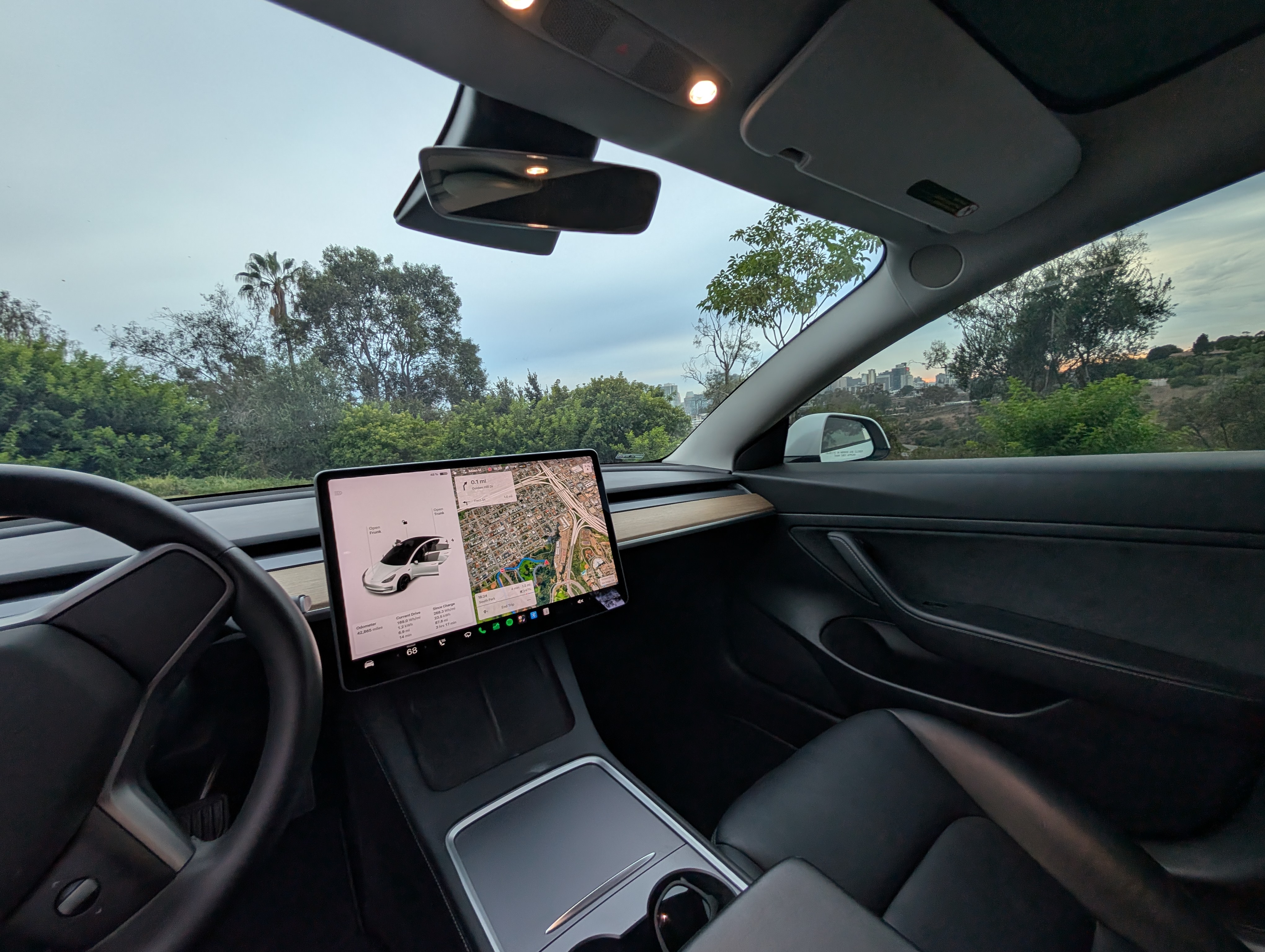Used 2021 Tesla Model 3 Standard Range Plus RWD image 8