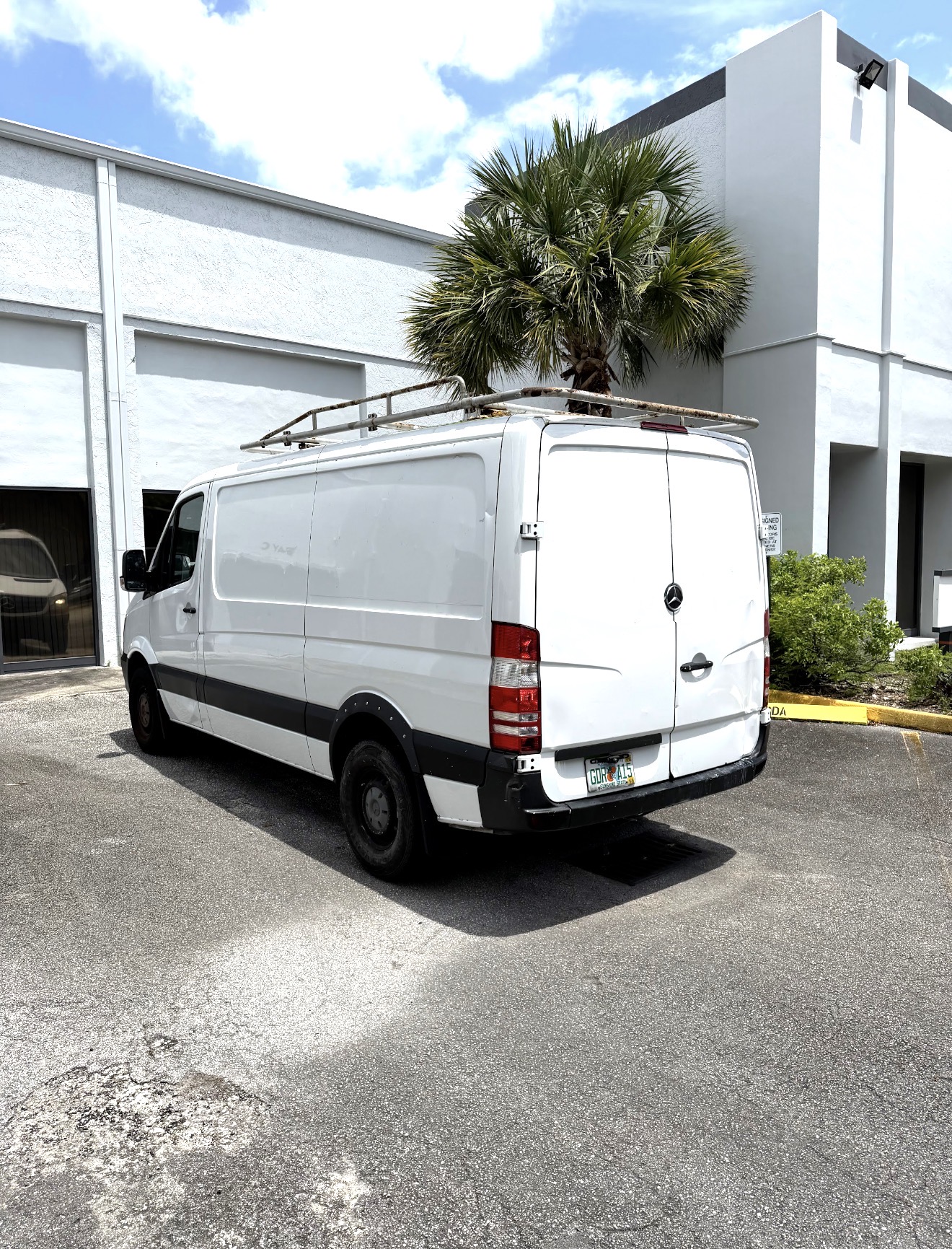 Used 2016 Mercedes-Benz Sprinter 2500 image 23
