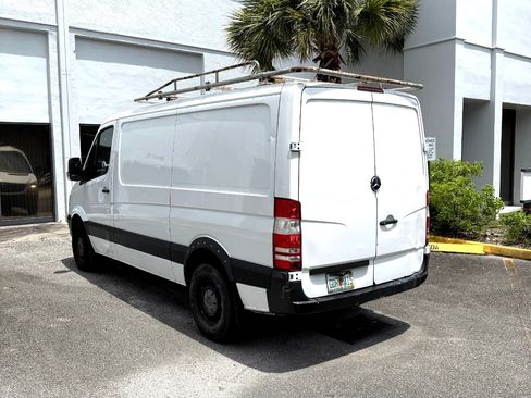 Used 2016 Mercedes-Benz Sprinter 2500 image 23