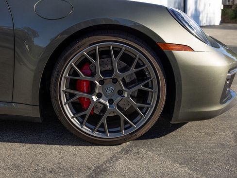 Used 2023 Porsche 911 Carrera S image 13