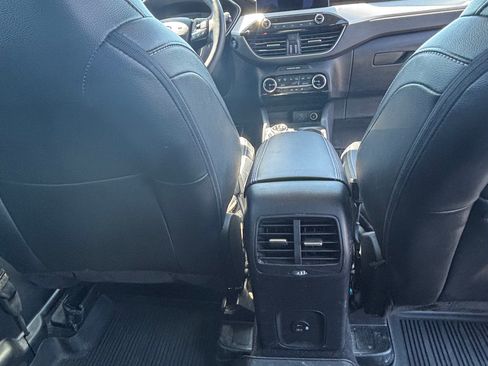 Used 2022 Ford Escape SEL AWD/4WD image 17
