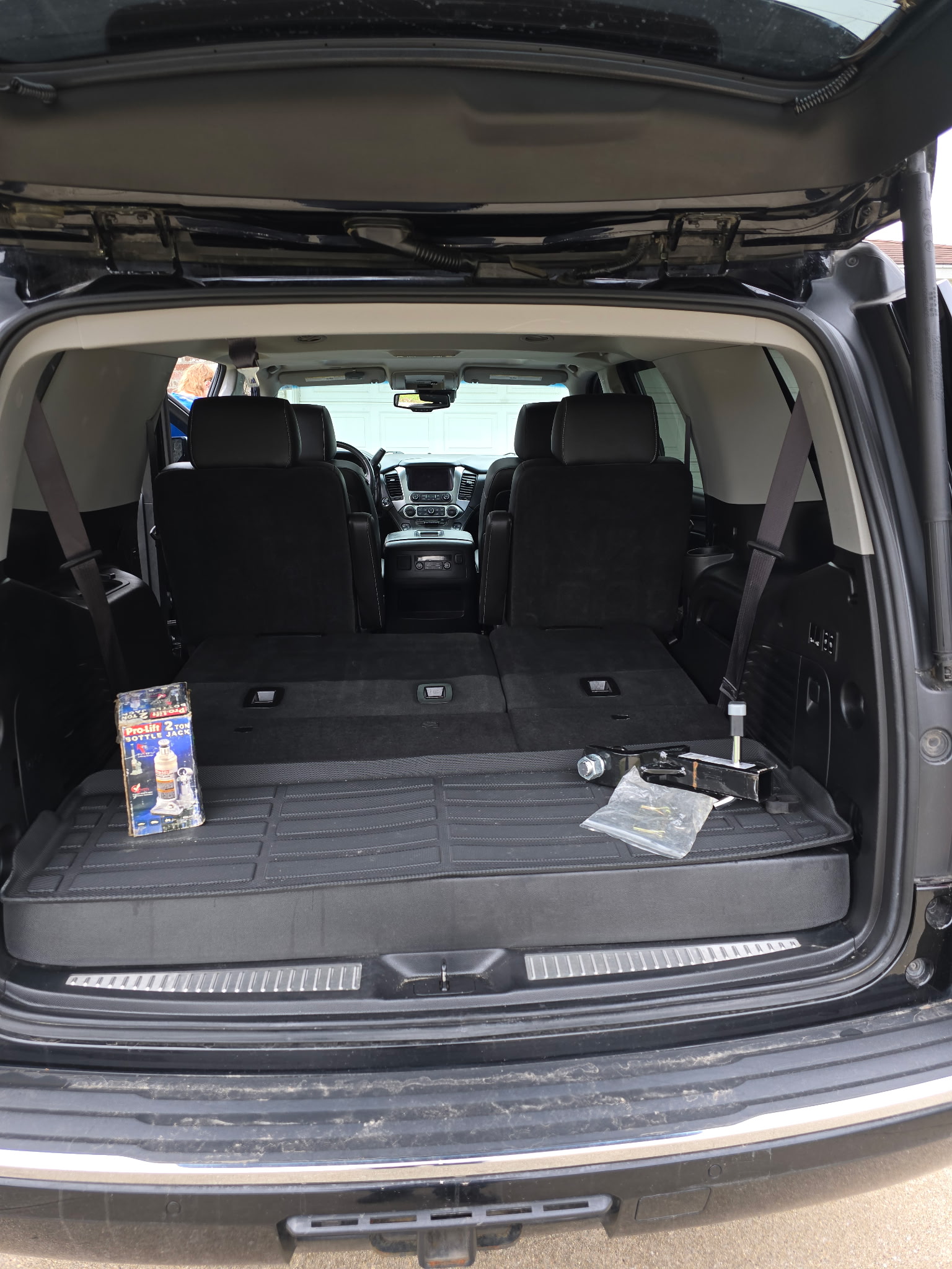 Used 2016 Chevrolet Tahoe LTZ AWD/4WD image 14