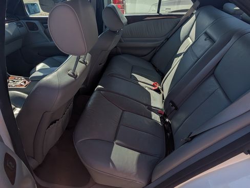Used 1998 Mercedes-Benz E 320 Sedan image 13