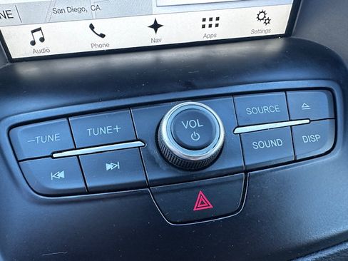 Used 2017 Ford Escape SE w/ Equipment Group 201A image 12