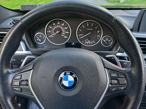 Used 2017 BMW 330i xDrive Sedan AWD/4WD image 10